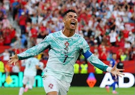 Portugal elimina a Croácia nos acréscimos e garante clássico contra a Espanha nas oitavas