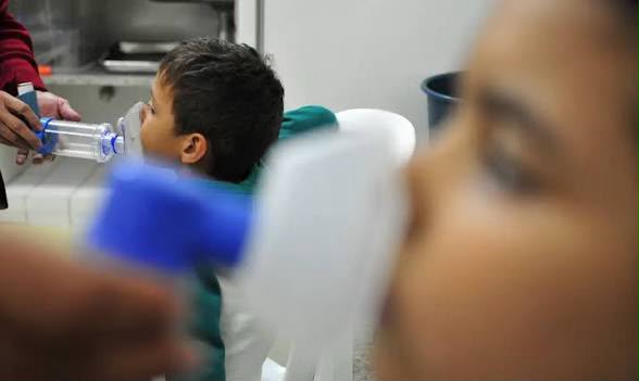 Surto de vírus respiratórios: especialista alerta para sinais de bronquiolite que exigem atendimento imediato