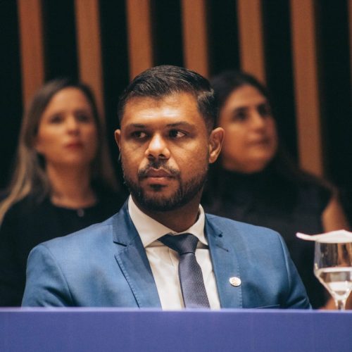 Legenda: Presidente da Câmara Municipal de Goiânia, Romário Policarpo (PRD)