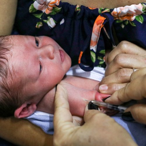 Senador Canedo ajusta vacinação de BCG devido à redução de doses; veja locais e horários