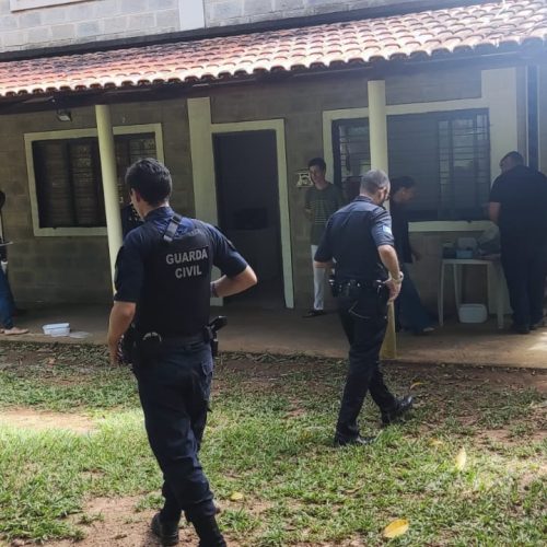 GCM e Vigilância Sanitária apoiam operação do MPGO em fechamento de clínicas clandestinas