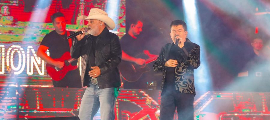 2º dia do Canedo Fest Show reúne 25 mil pessoas com de rodeio e sucessos de Rio Negro & Solimões