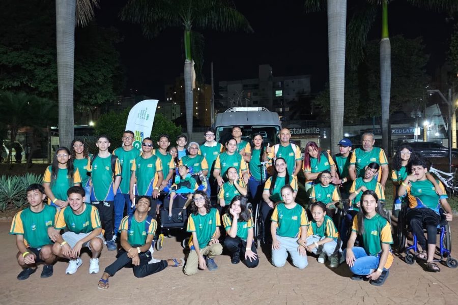 SENADOR CANEDO CONQUISTA MAIS DE 100 MEDALHAS NOS JOGOS PARALÍMPICOS DE GOIÁS