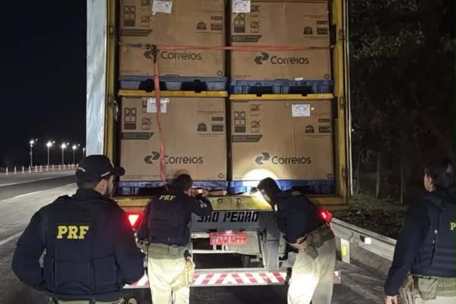 Prisão na BR-153: Suspeito é encontrado escondido dentro de caixa em caminhão dos Correios