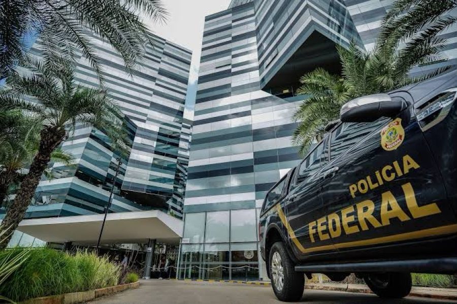 Polícia Federal indicia 48 pessoas por descontos indevidos no INSS