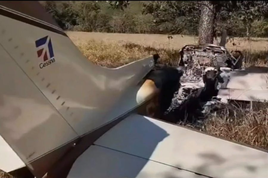 Avião com mais de 300 kg de drogas faz pouso forçado em Goiás e termina com prisões