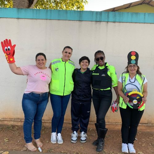 SMT realiza ação educativa de trânsito com crianças em Senador Canedo