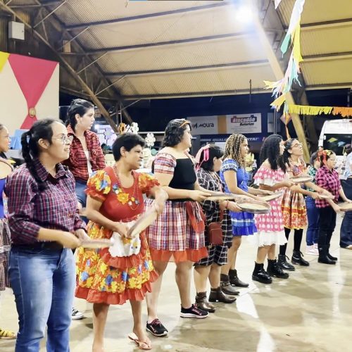 Arraiá da Pestalozzi: Tradição, Alegria e Inclusão Tomam Conta da Praça Criativa Central!