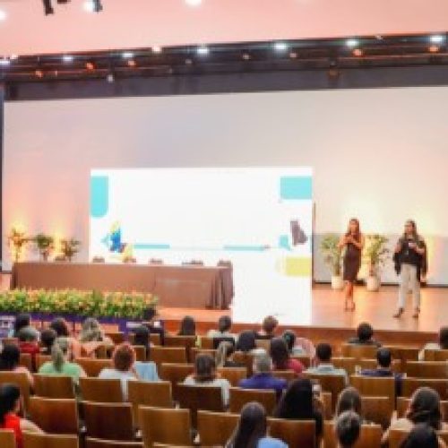 Senador Canedo participa de encontro nacional em Brasília sobre proteção e bem-estar animal