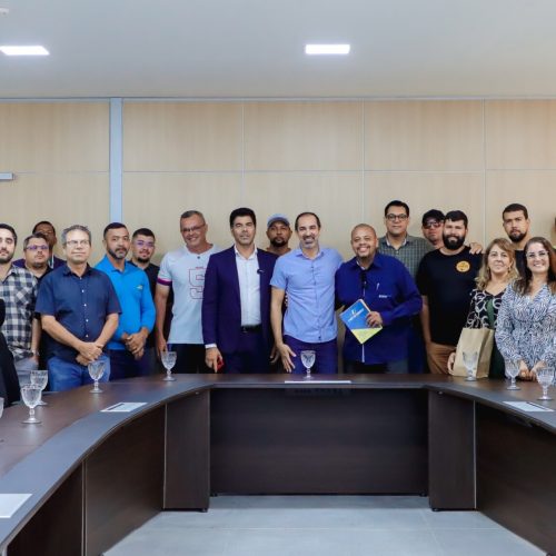 Prefeito se reúne com comerciantes para alinhar planejamento durante MotoGP em Senador Canedo