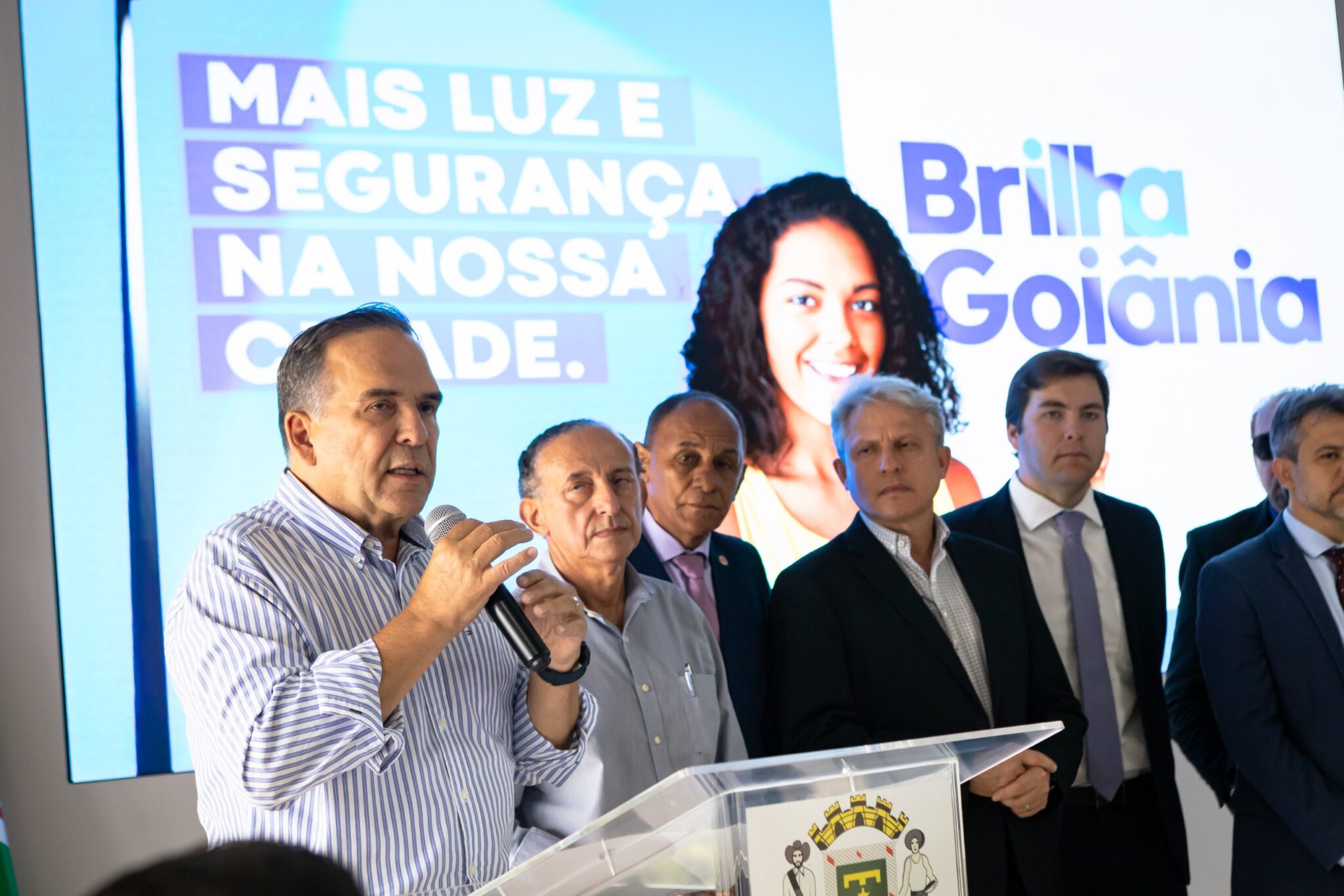 Goiânia lança programa de cidade inteligente com LED, segurança e internet pública