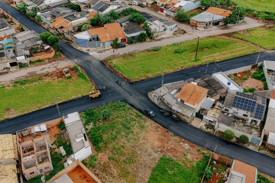 Prefeitura de Senador Canedo avança com recapeamento no Residencial Paraíso