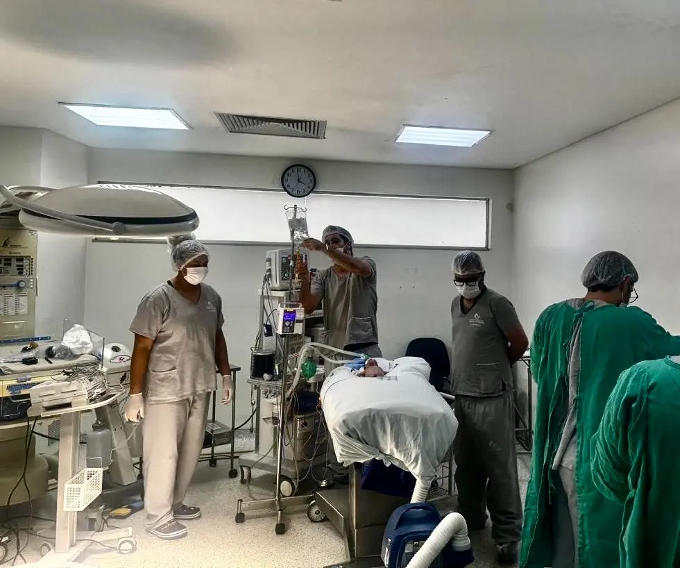 Hospital Dona Íris retoma cirurgias neonatais de alta complexidade em Goiânia