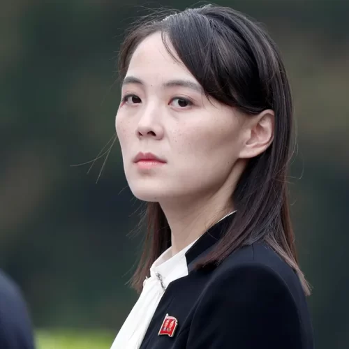 Kim Yo-jong, irmã de Kim Jong-un e cotada para assumir o poder na Coreia do Norte caso o ditador morra ou renuncie, em foto de março de 2019.
