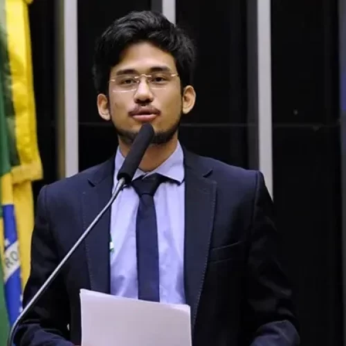 Deputado propõe PEC que limita IPVA a 1% do valor dos veículos