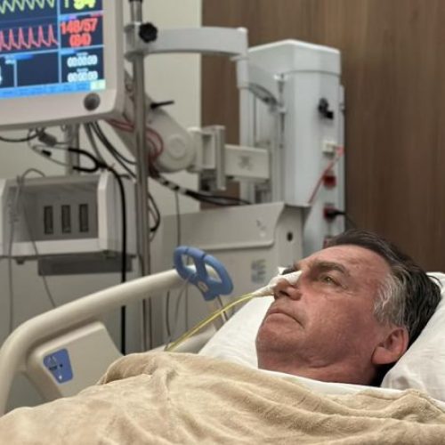 Bolsonaro é internado em UTI em Brasília após diagnóstico de broncopneumonia bilateral