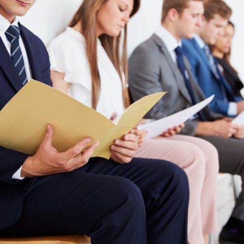 Senador Canedo oferece quase 1.200 vagas de emprego nesta semana