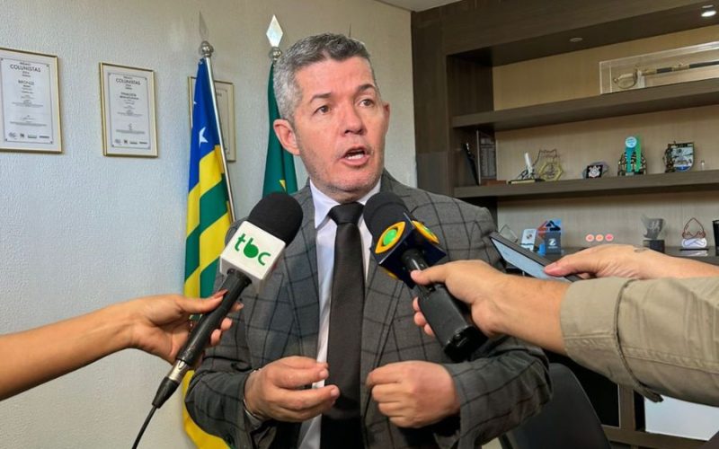 Detran-GO simplifica regras para autoescolas e amplia atuação de instrutores de trânsito