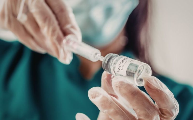 Dia D de vacinação contra a gripe acontece neste sábado em Goiás