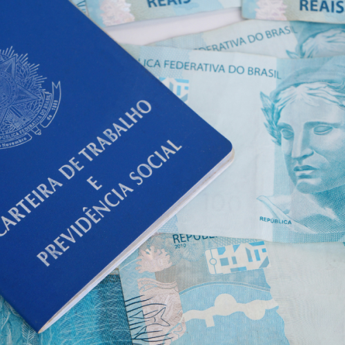 Lula Anuncia Aumento do Salário Mínimo: R$ 1.518 em 2025.