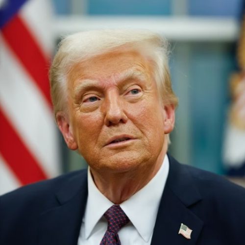 Trump critica Brasil como “tremendo criador de tarifas” e sinaliza medidas econômicas retaliatórias