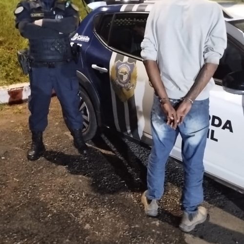 GCM detém homem por ameaça de morte no Setor Castros, em Senador Canedo