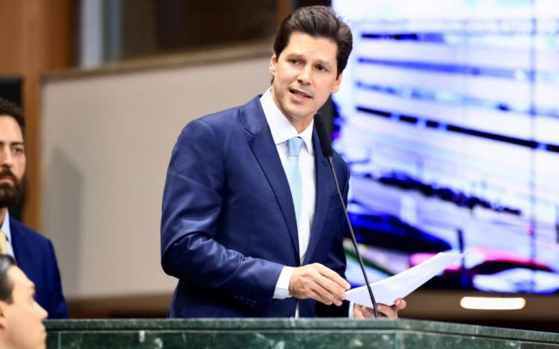 Daniel Vilela assume governo e reforça política de “tolerância zero” contra o crime em Goiás