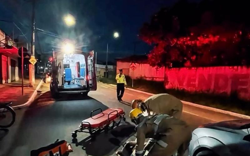 Acidente entre bicicleta e carro mobiliza Corpo de Bombeiros em Senador Canedo