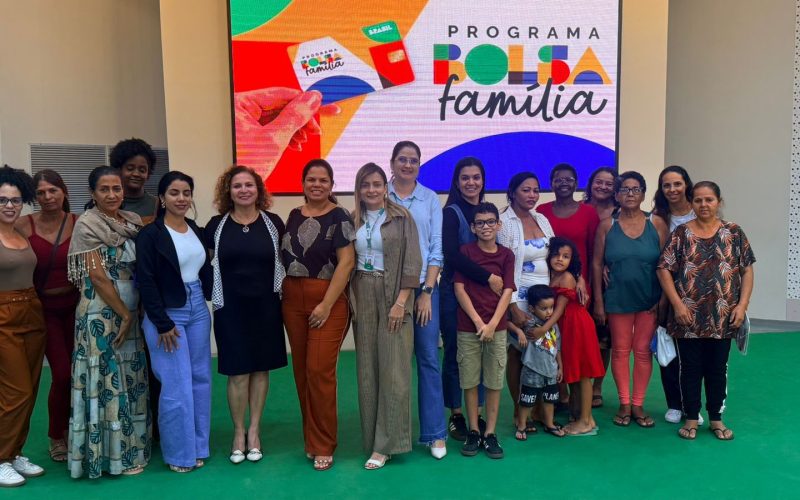 Novos beneficiários do Bolsa Família participam de reunião de orientação em Senador Canedo