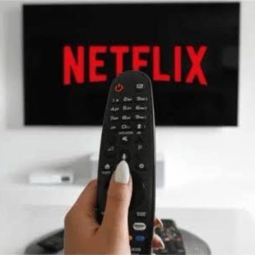 Justiça autoriza cobrança por compartilhamento de senhas na Netflix