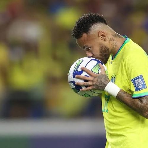 Emoção de Neymar ao ser convocado para a Copa viraliza e empolga torcedores