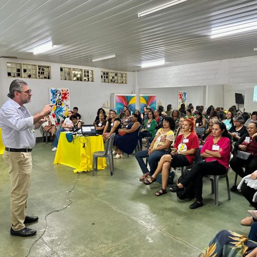 Encontro das Crocheteiras reúne mais de 50 participantes em Senador Canedo