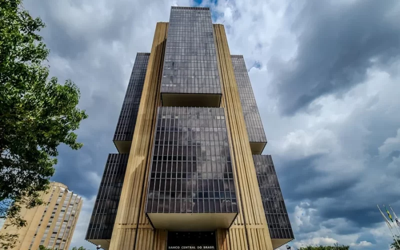 Banco Central alerta para avanço do superendividamento no Brasil