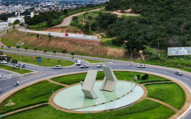 Feriado da Paixão de Cristo altera funcionamento de serviços em Senador Canedo; veja o que abre e fecha