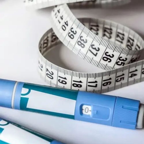 Anvisa proíbe “canetas emagrecedoras do Paraguai” e determina apreensão no Brasil