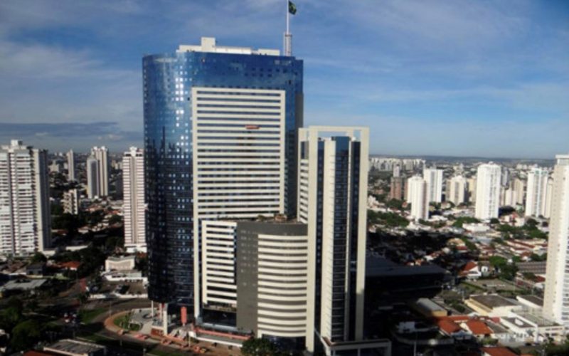 Reforma Tributária pode elevar tributos sobre aluguéis comerciais em até 14% a partir de 2027, alertam especialistas