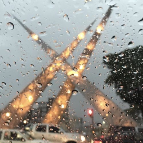 Chuva intensa em Goiânia é provocada por avanço de frente fria, aponta Cimehgo