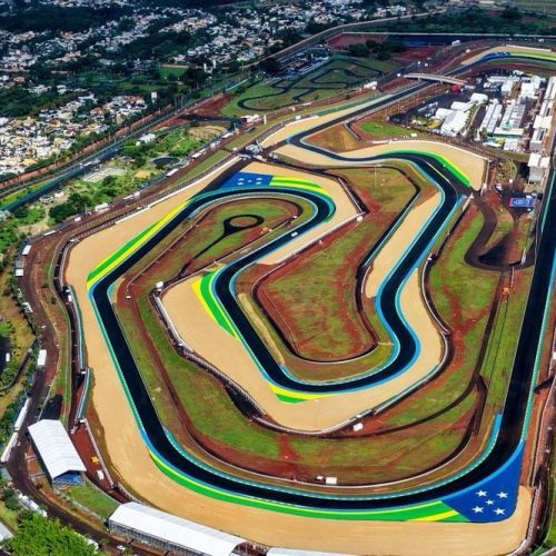 Pilotos da MotoGP realizam reconhecimento de pista em Goiânia antes do evento