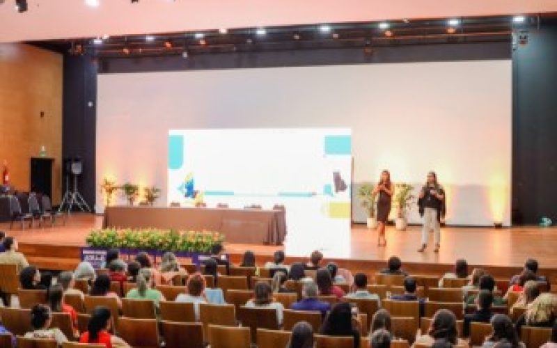 Senador Canedo participa de encontro nacional em Brasília sobre proteção e bem-estar animal