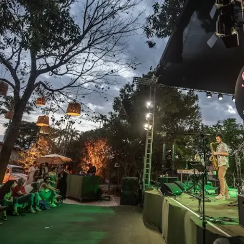Saga Jazz Festival 2025 celebra a música brasileira com Rita Lee, fusões culturais e experiências gastronômicas em Pirenópolis