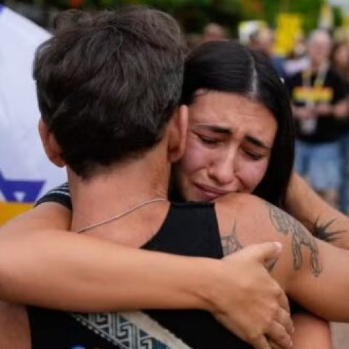 Hamas anuncia fim da guerra com Israel após acordo de paz mediado por EUA e países árabes