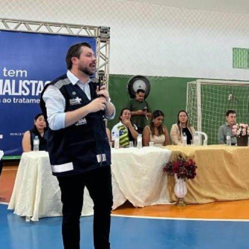 Carretas do programa “Agora Tem Especialistas” iniciam atendimentos em Porangatu e Inhumas