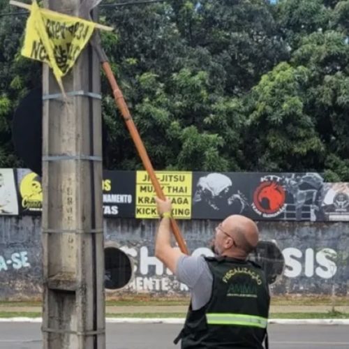 Caiado sanciona lei que combate poluição visual urbana em Goiás